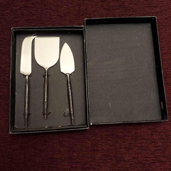 Organic cheese knife set by Santa barbara design studio - Picture 4 of 4